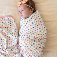 RAINBOW FLORAL | SWADDLE