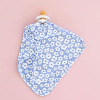 DUSTY BLUE DAISIES | LOVIE