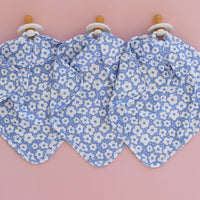 DUSTY BLUE DAISIES | LOVIE