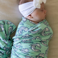 WAVES | SWADDLE