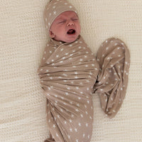 TAN STARS | SWADDLE