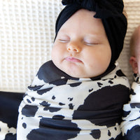 BLACK CATTLE | SWADDLE