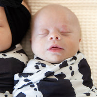 BLACK CATTLE | SWADDLE