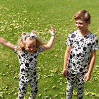 BLACK CATTLE | SHORT SLEEVE