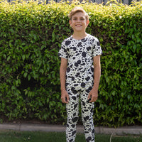 BLACK CATTLE | SHORT SLEEVE