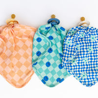 ROYAL BLUE WAVY CHECKER DAISY | LOVIE