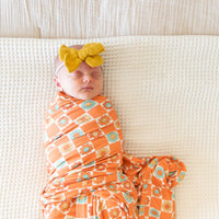 RETRO DAISY | SWADDLE