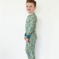 CHECKER LIGHTNING BOLTS | LONG SLEEVE