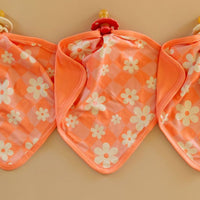 BRIGHT CORAL + PINK DAISY CHECKER | LOVIE