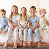 DAINTY BLUE FLORAL | SHORT SLEEVE