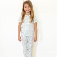 DAINTY BLUE FLORAL | SHORT SLEEVE