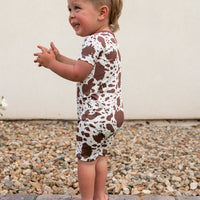 BROWN CATTLE | SHORT ZIPPER ONE PIECE