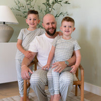 MUTED GREEN PLAID | SHORT SLEEVE