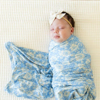 PERIWINKLE + OFF WHITE FLORAL | SWADDLE
