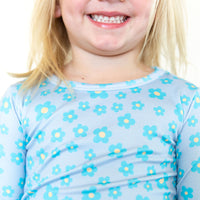 LIGHT BLUE DAISY | LONG SLEEVE