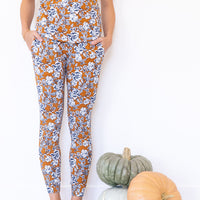 DARK MUSTARD + NAVY FLORAL | SHORT SLEEVE