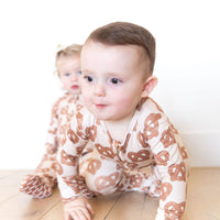 PRETZELS | FOOTIE ONE PIECE