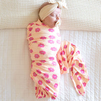 PINK DAISY | SWADDLE