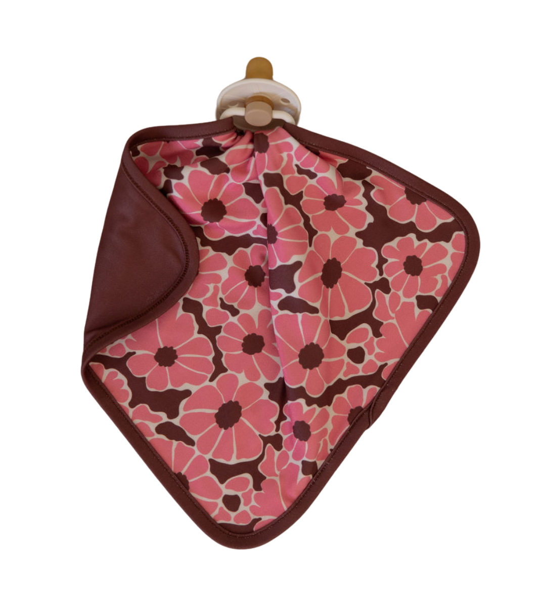 BROWN + PINK DAISIES | LOVIE