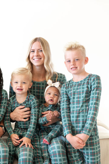 NORTH POLE PLAID | WOMEN'S LONG SLEEVE