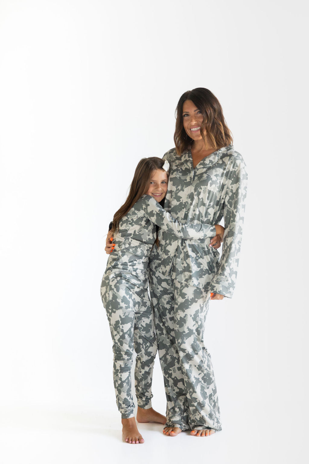 LIGHT CAMO | WOMEN'S BUTTON UP LONG SLEEVE SET