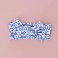 DUSTY BLUE DAISIES | BOW