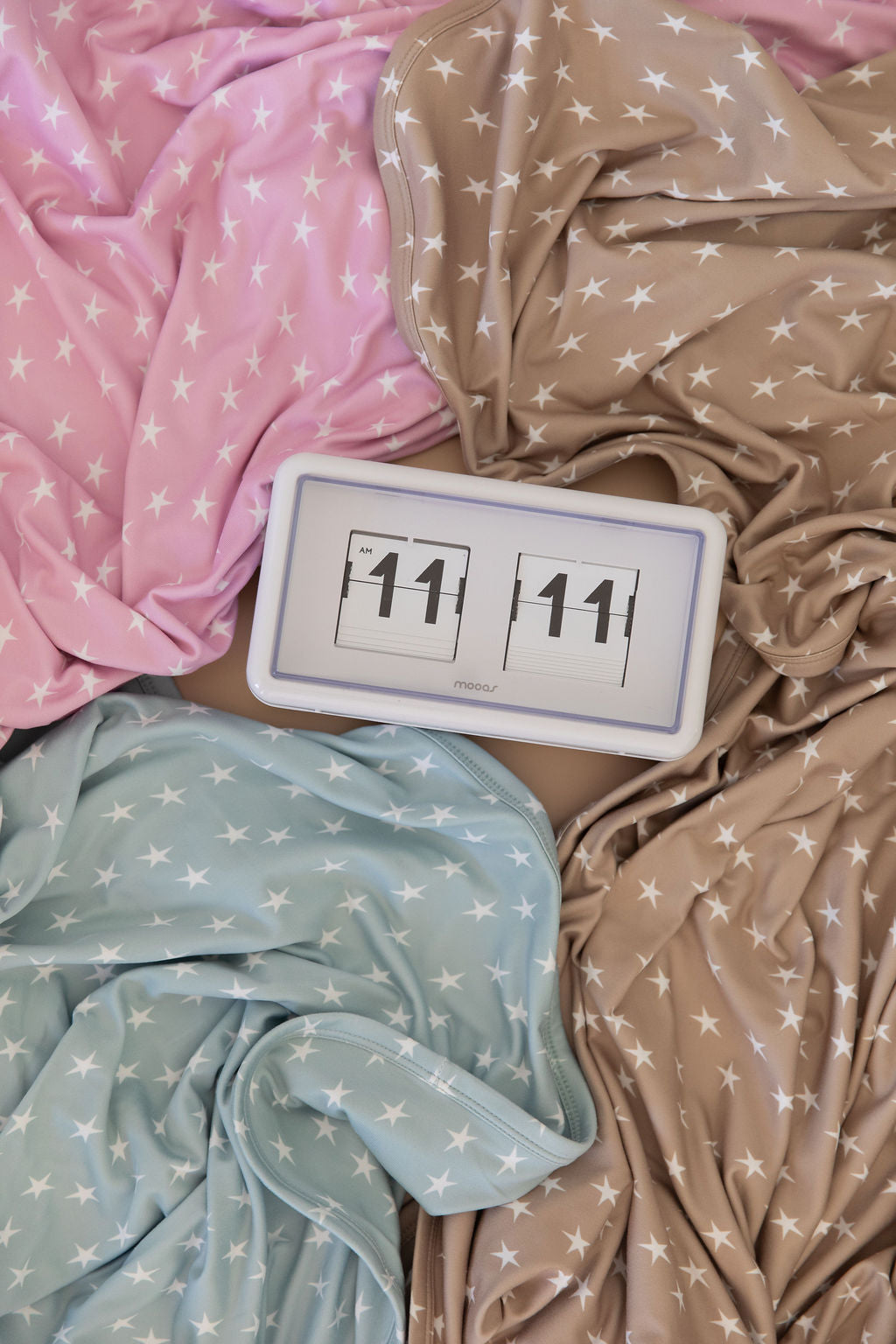 THE 11:11 (TAN)