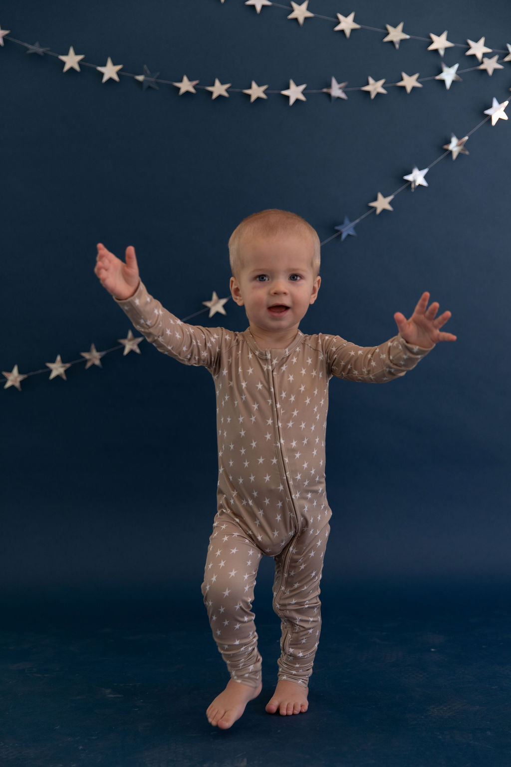 TAN STARS | ZIPPER ONE PIECE