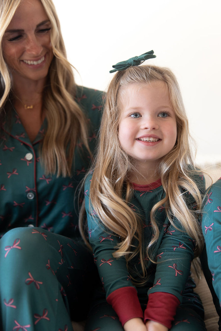 HOLIDAY BOWS | LONG SLEEVE
