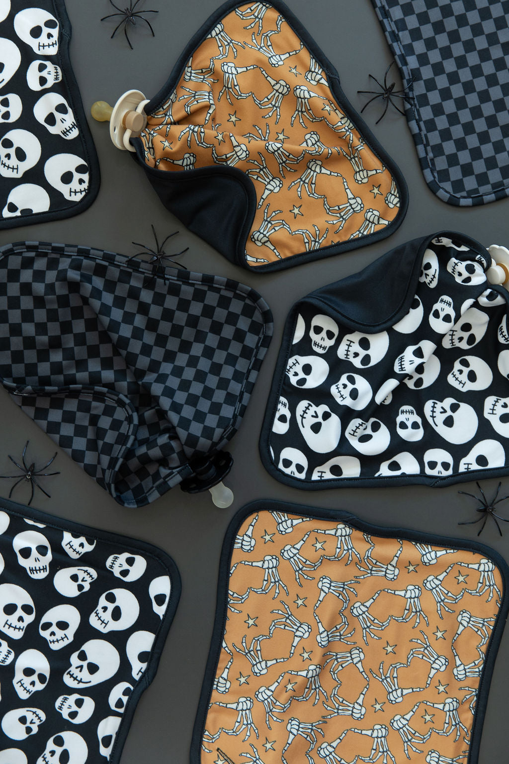 SKULLS | LOVIE