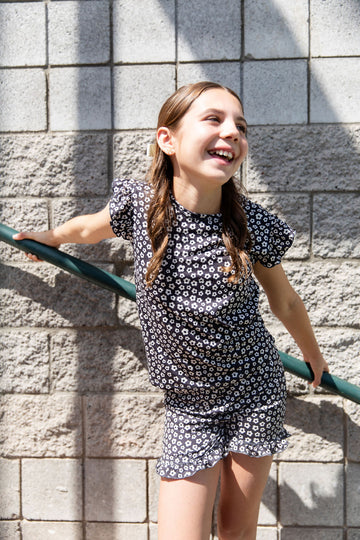 BLACK + CREAM MINI DAISY | RUFFLE SHORT SET