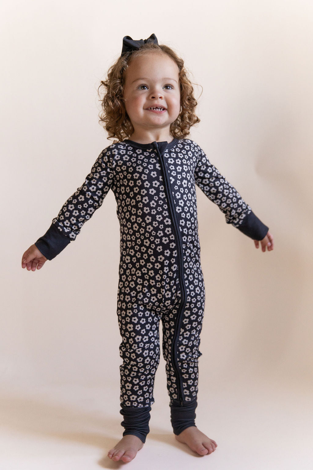 BLACK + CREAM MINI DAISY | ZIPPER ONE PIECE