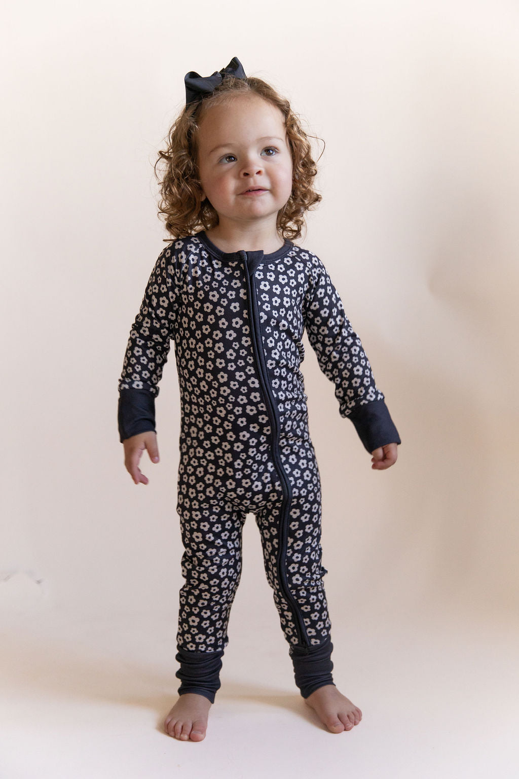 BLACK + CREAM MINI DAISY | ZIPPER ONE PIECE