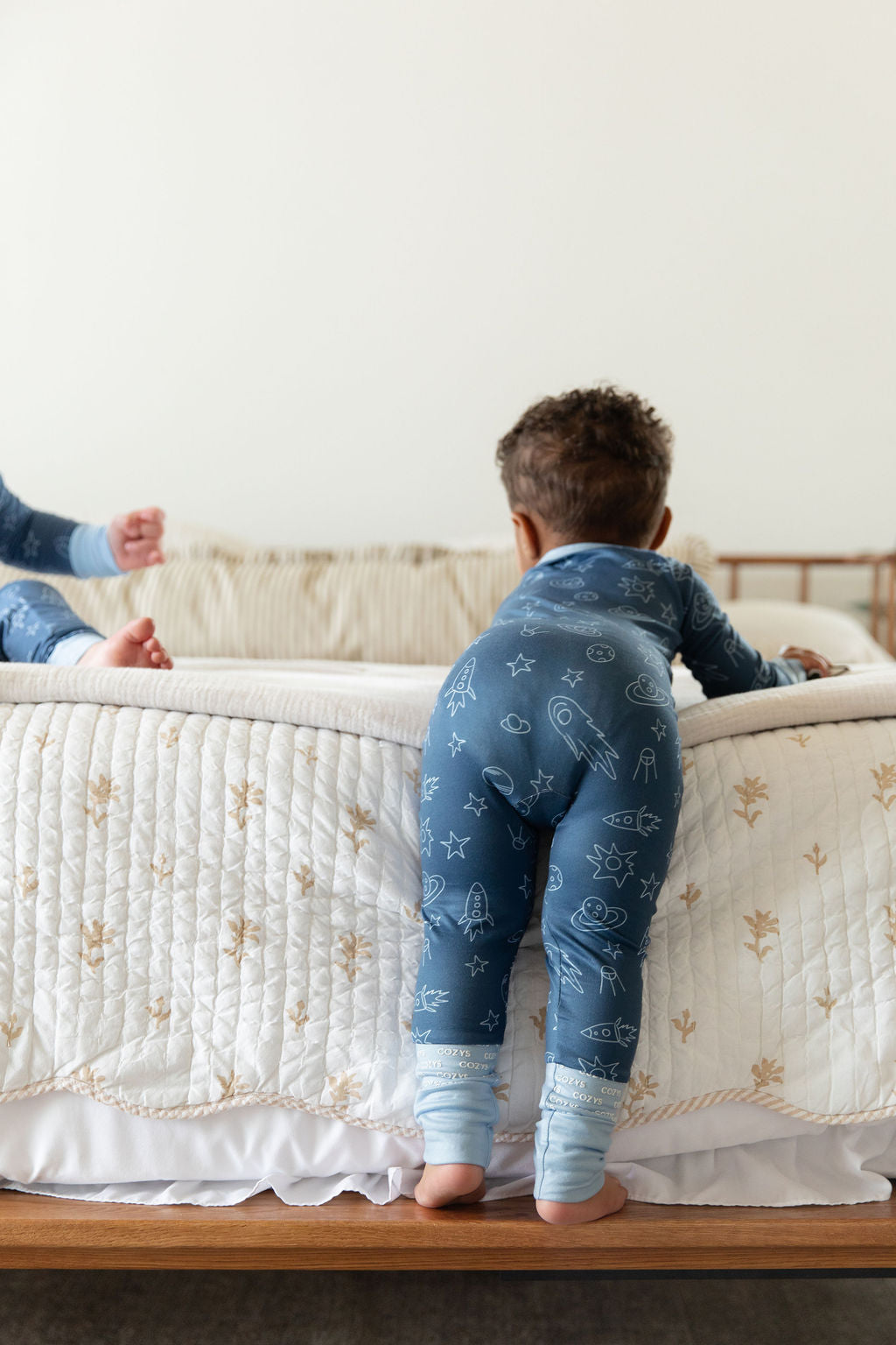 COMETS + STARS | ZIPPER ONE PIECE