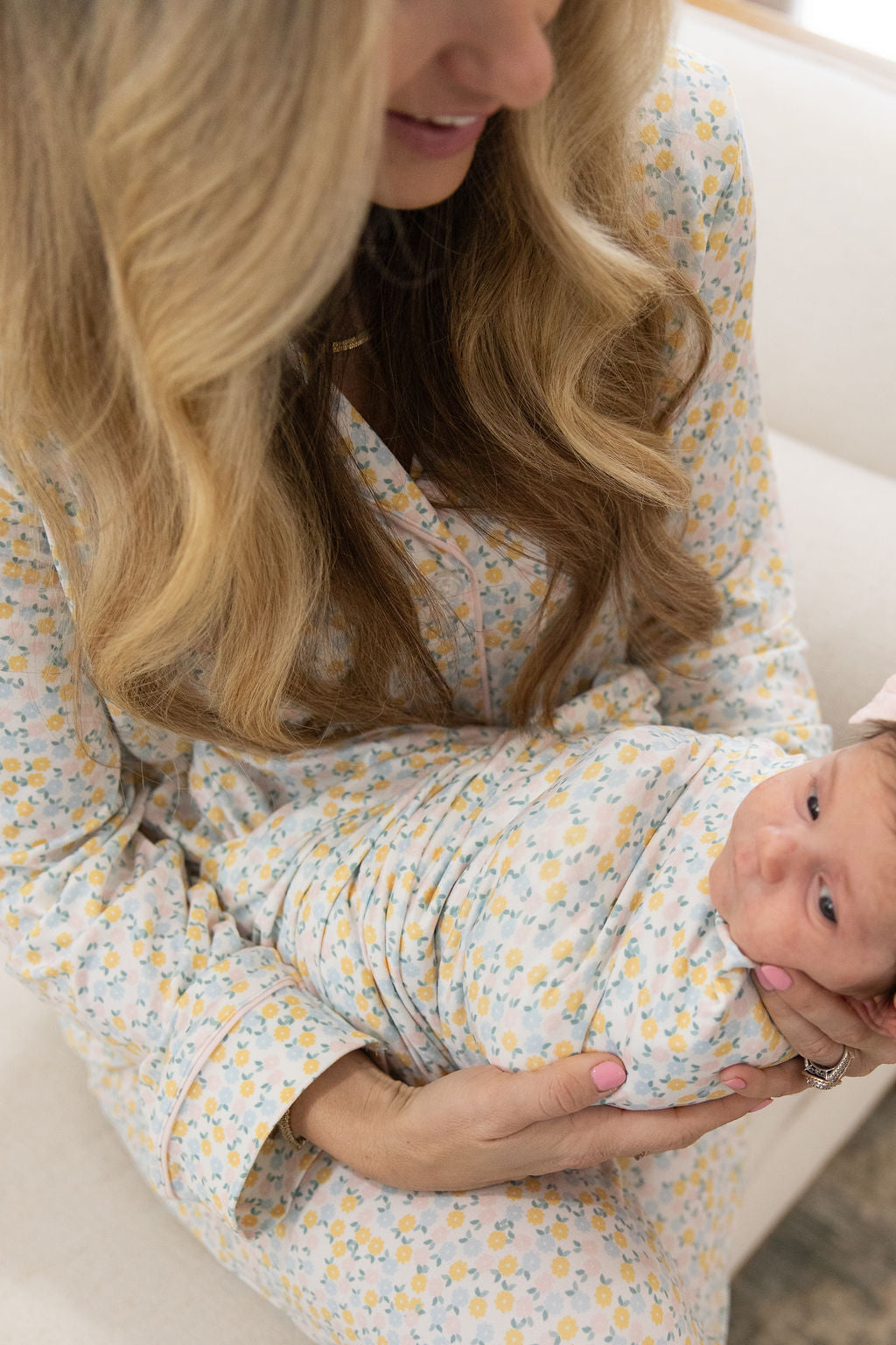 PASTEL FLORAL | SWADDLE