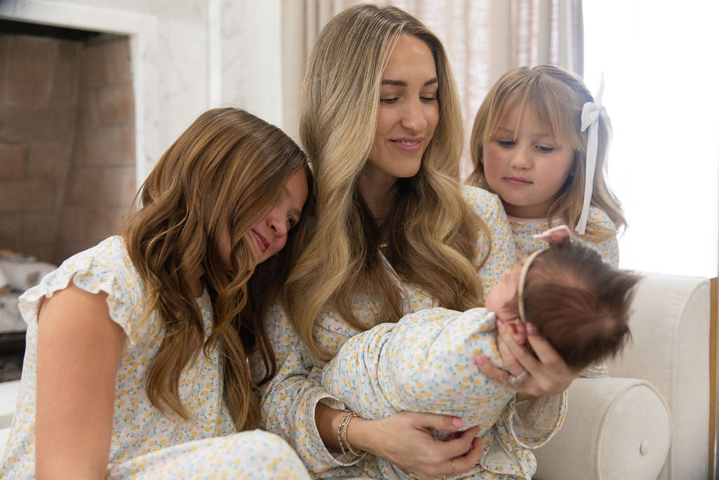 PASTEL FLORAL | RUFFLE SLEEVE DRESS