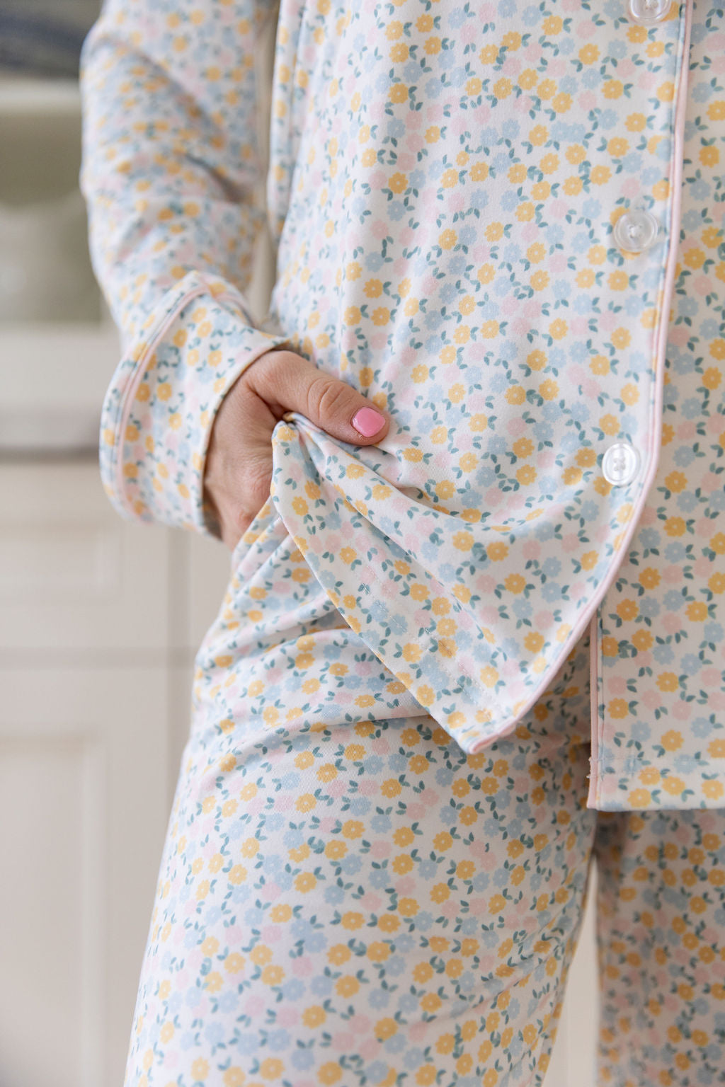 PASTEL FLORAL | WOMEN'S BUTTON UP LONG SLEEVE SET