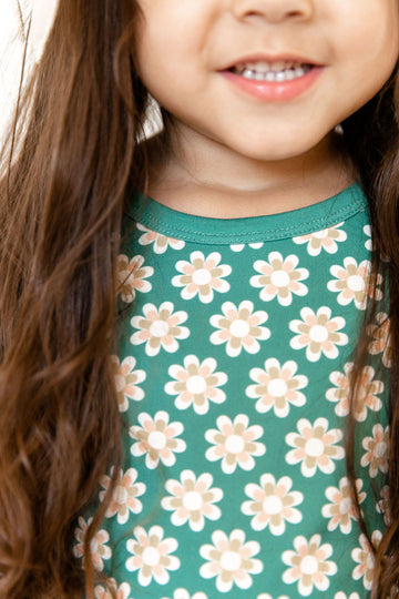 GREEN DAISY | LONG SLEEVE