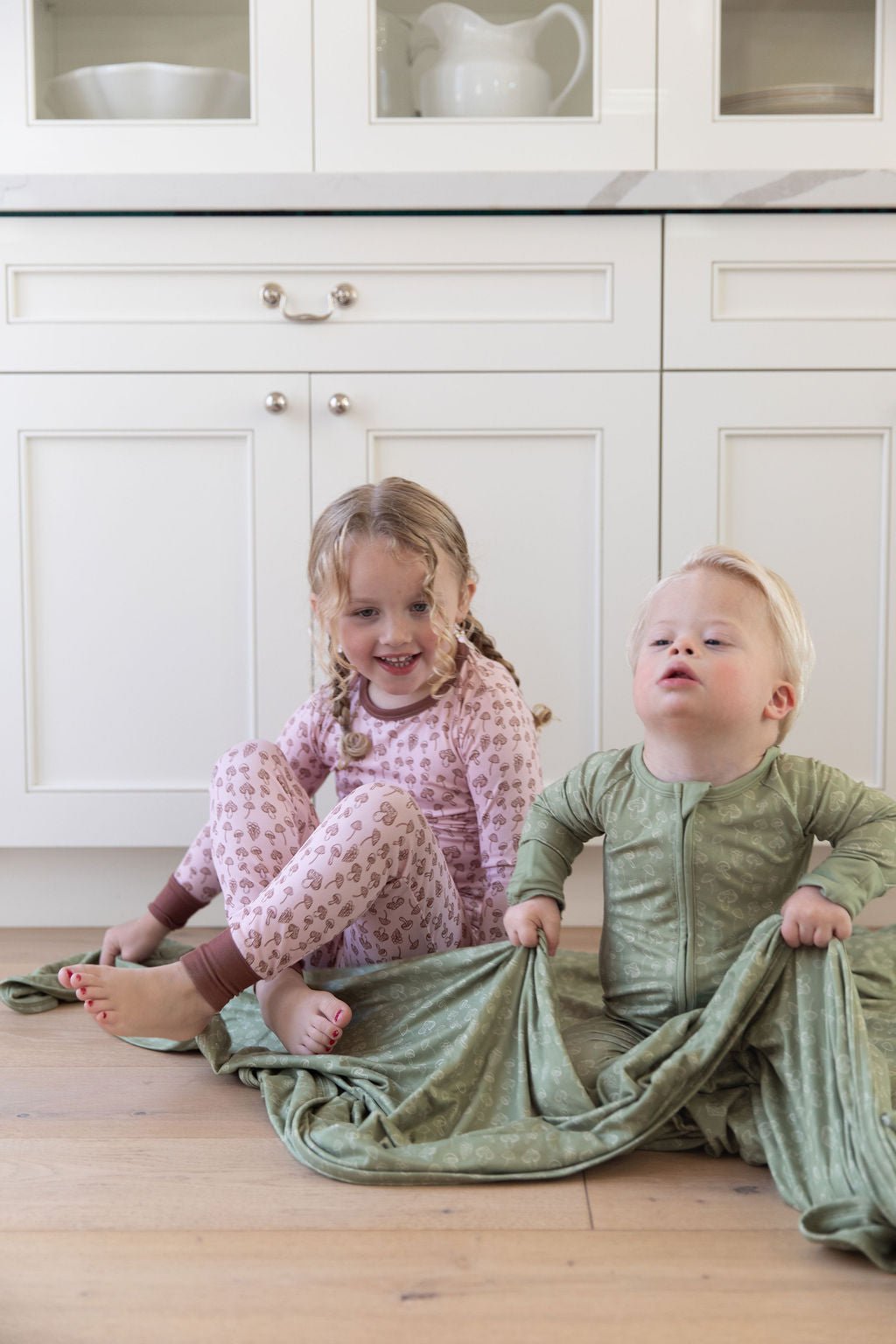 PINK MUSHROOMS | LONG SLEEVE