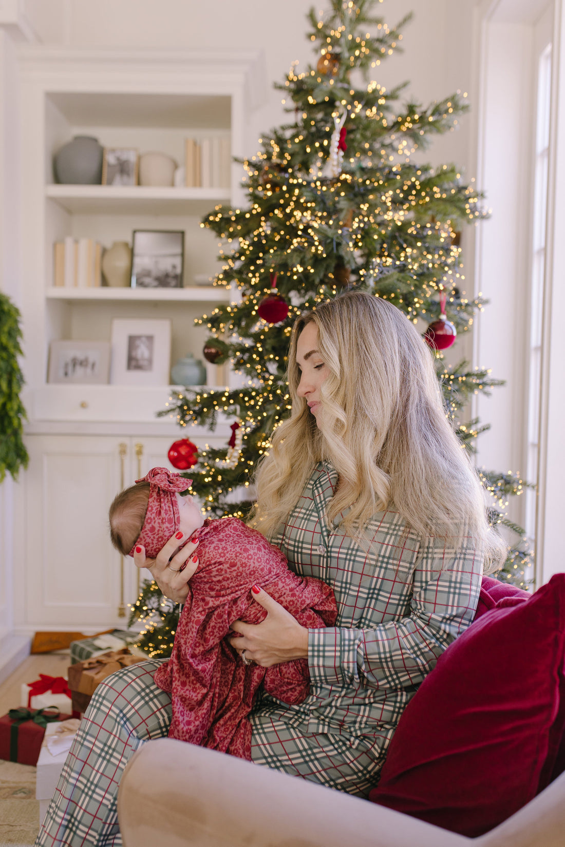 BURGUNDY MINI FLORAL | SWADDLE