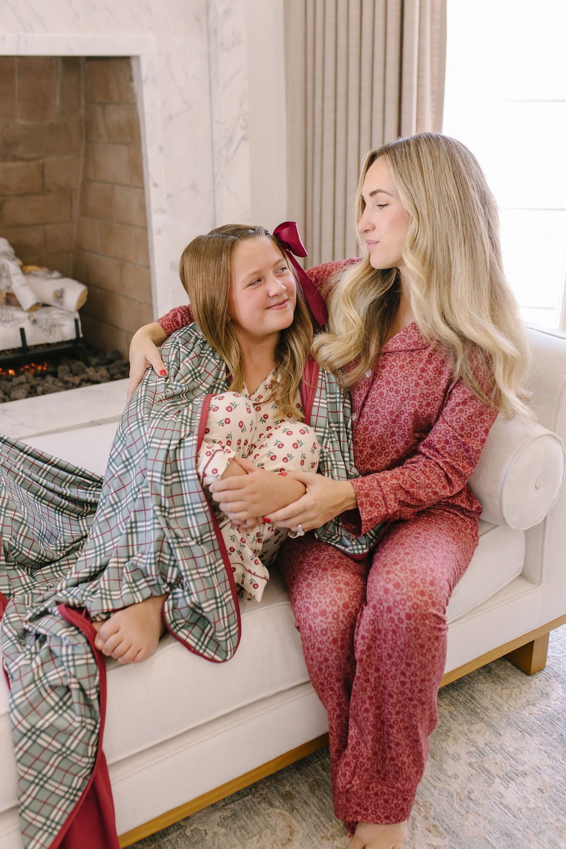 BURGUNDY MINI FLORAL | WOMEN'S BUTTON UP LONG SLEEVE SET