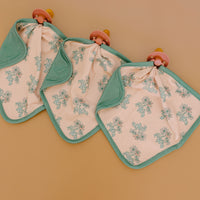 PALE PEACH DAISY FLORAL | LOVIE