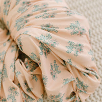 PALE PEACH DAISY FLORAL | SWADDLE