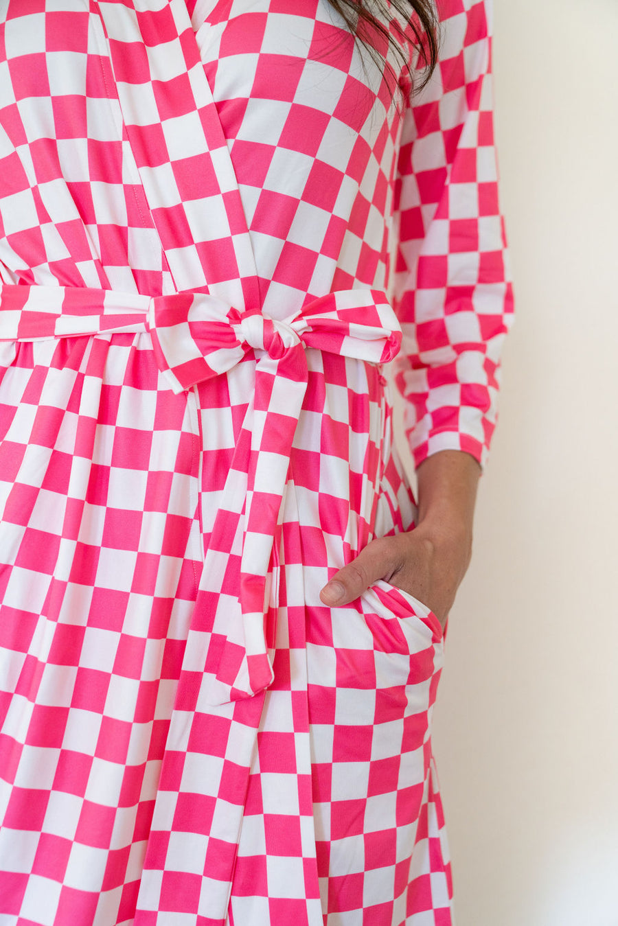 HOT PINK CHECKER | WOMEN'S ROBE LARGE HOT PINK CHECKER | WOMEN'S ROBE LARGE