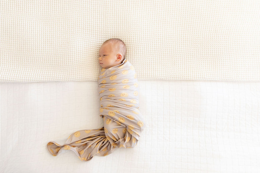 SMILEY | SWADDLE