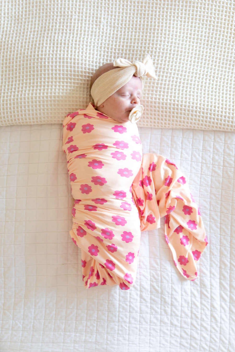 PINK DAISY | SWADDLE